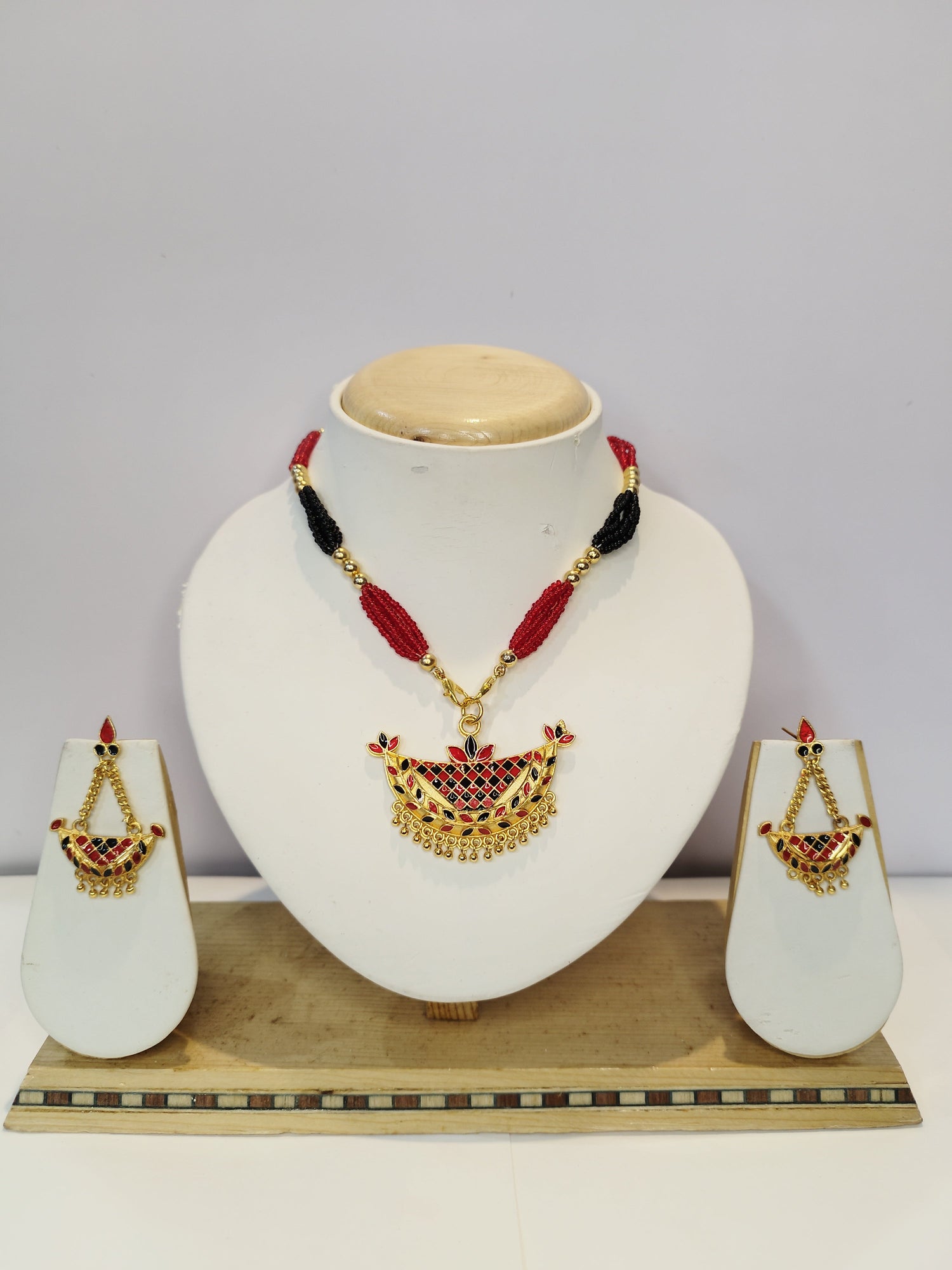 Meenakari Necklace Set